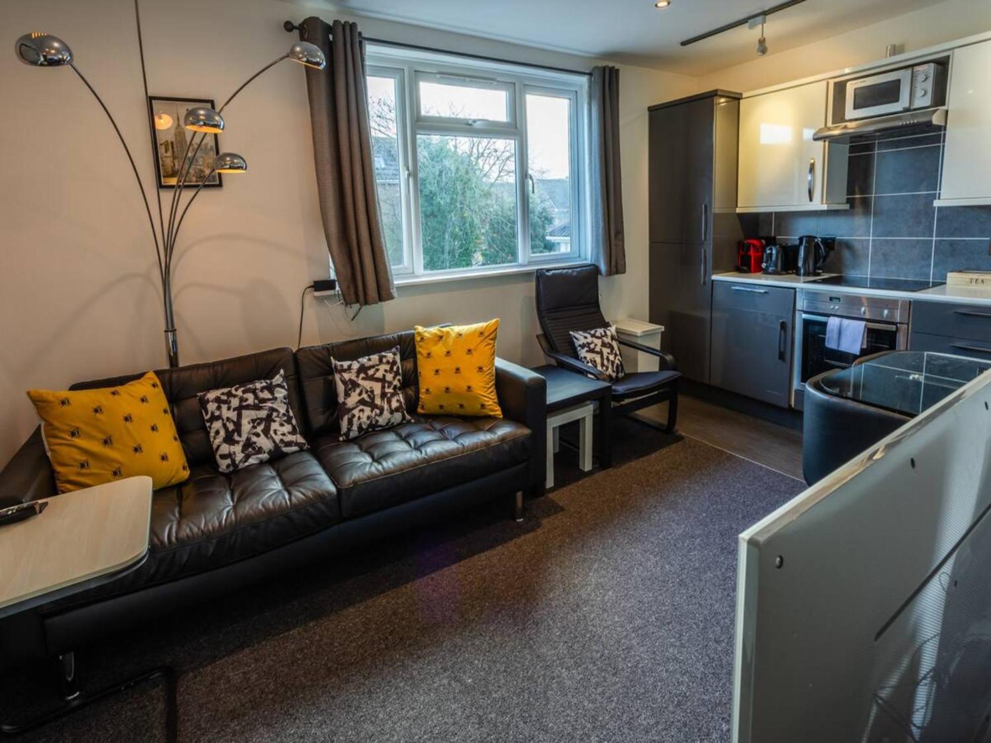 Newly Renovated Ideally Situated 2 Bedroom Flat Bournemouth Exterior foto